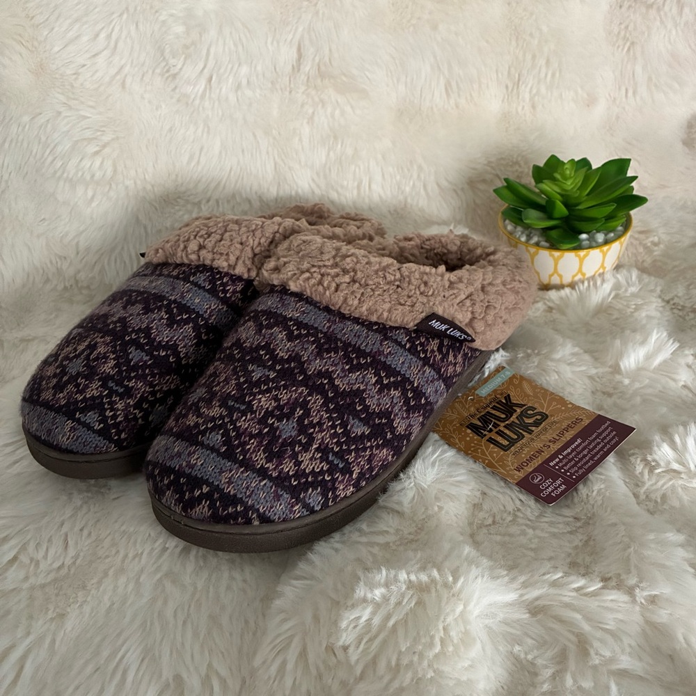 MUK LUKS Women's Suzanne Clog Slippers Size M Ebony NEW